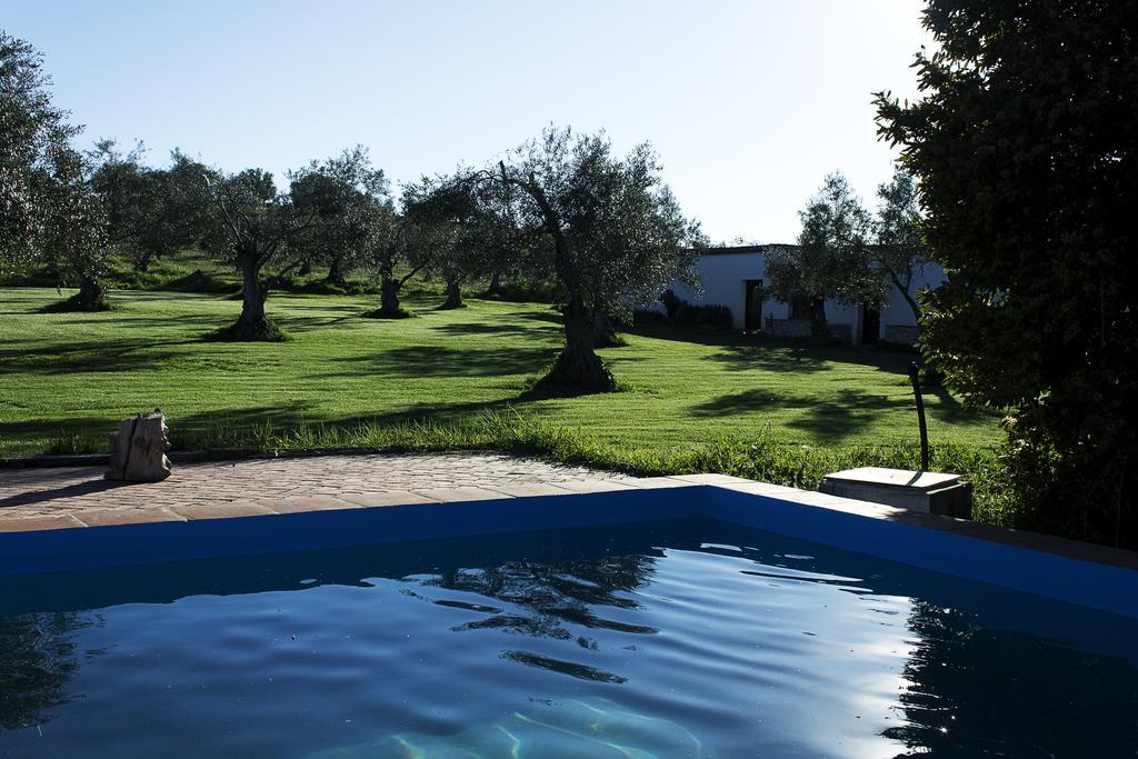 Casa Rural Ecologica Huerta Del Pirata Fuente de Cantos Bagian luar foto